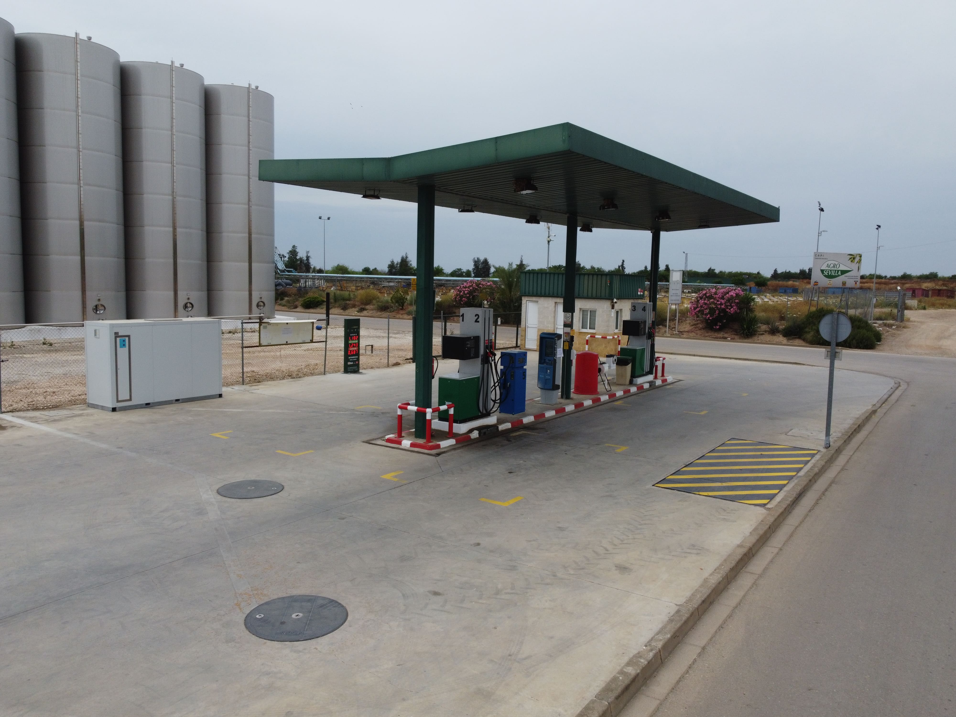 Gasolinera CAPI en Écija — Estación de Servicio
